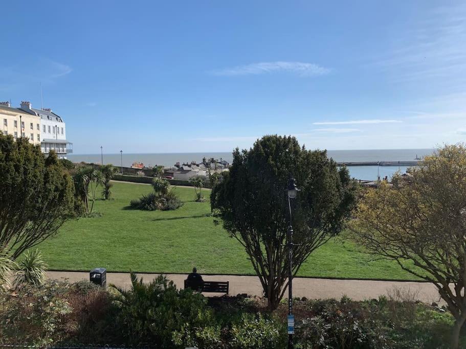 Georgian 5 Storey House, Seaviews, Cinema Room Ramsgate Luaran gambar