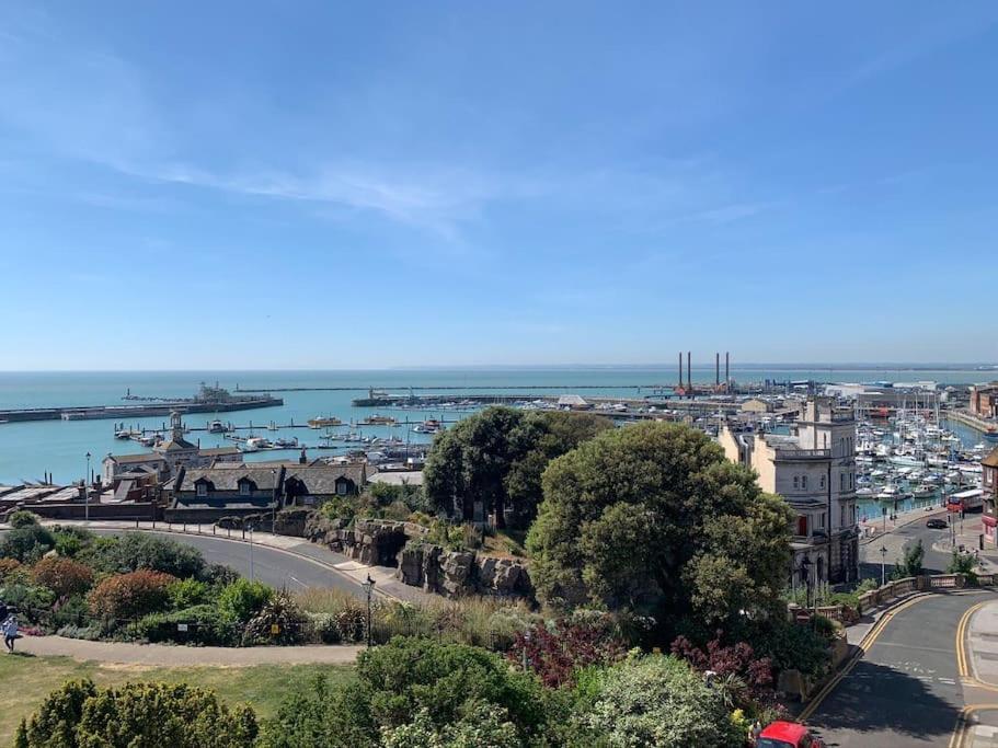 Georgian 5 Storey House, Seaviews, Cinema Room Ramsgate Luaran gambar